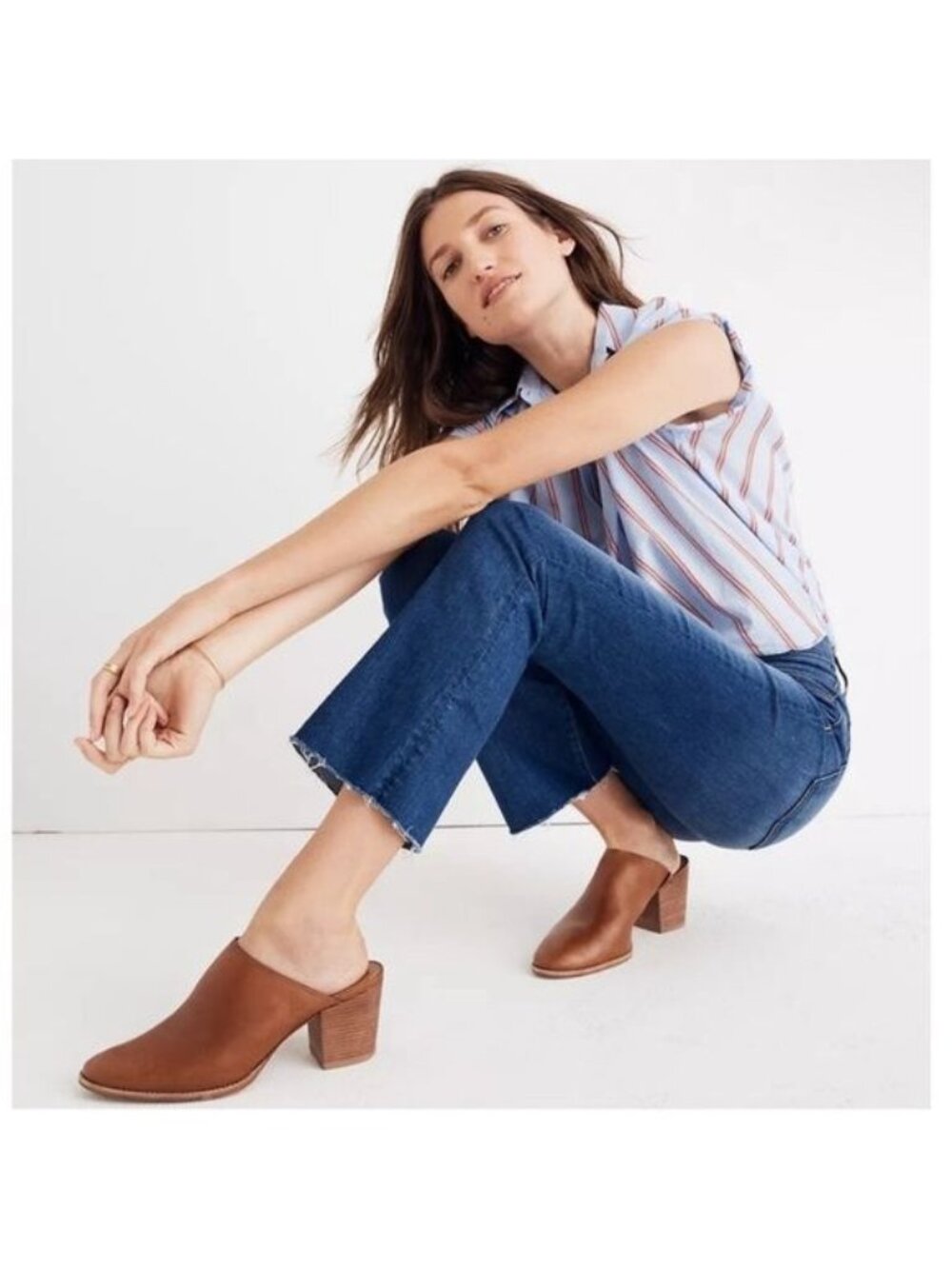 Madewell Cali Demi-Boot Raw Hem Marco wash Jean, size 24 STYLE J9195